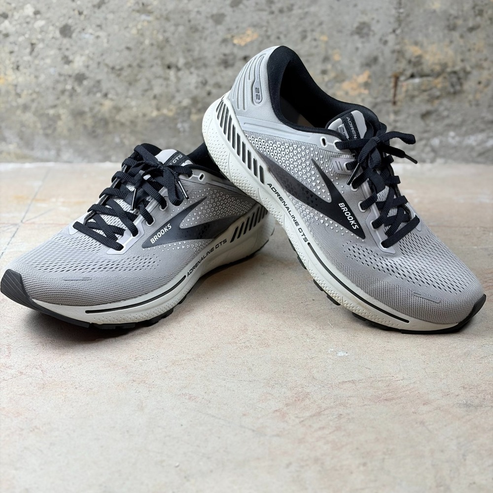 Brooks Adrenaline GTS 22 1103661D012 Men's Sneakers 9.5 Gray Alloy Running Shoes